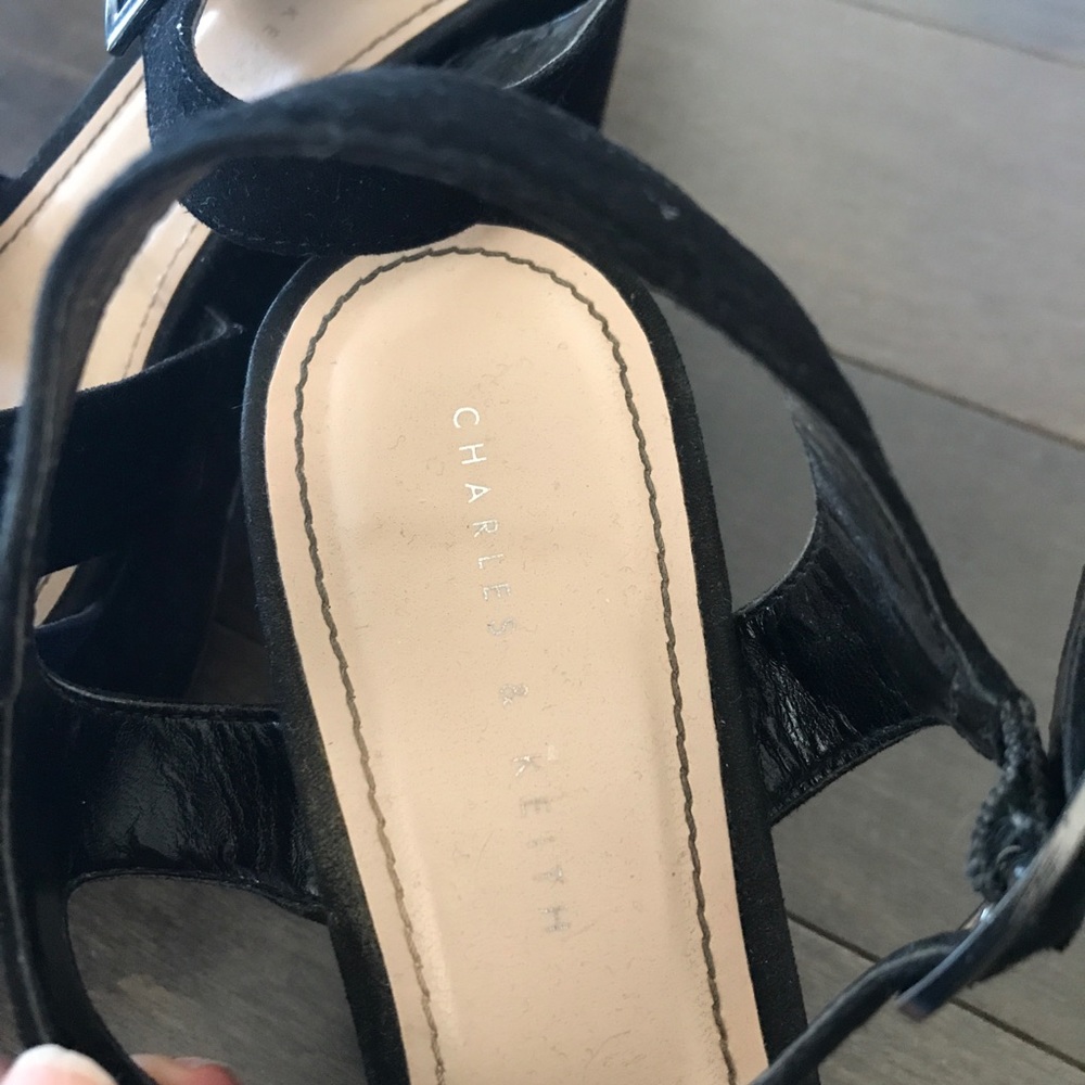 Charles & Keith Platform Sandals - Picture 2 of 6